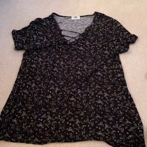Old Navy Black Floral Tie Top